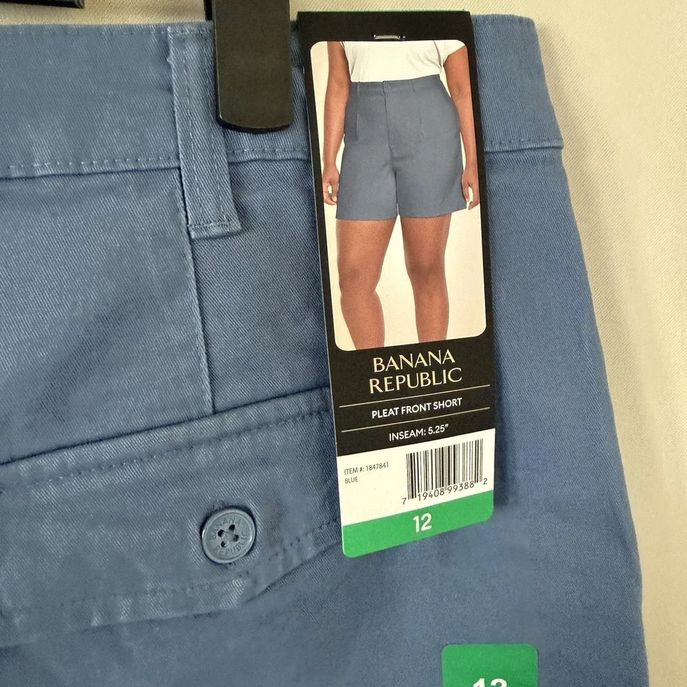 Banana Republic Womens‎ 12 Blue Pleat Front Khaki Chino Shorts Summer